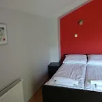 Leniwy Motyl Affittacamere 3*