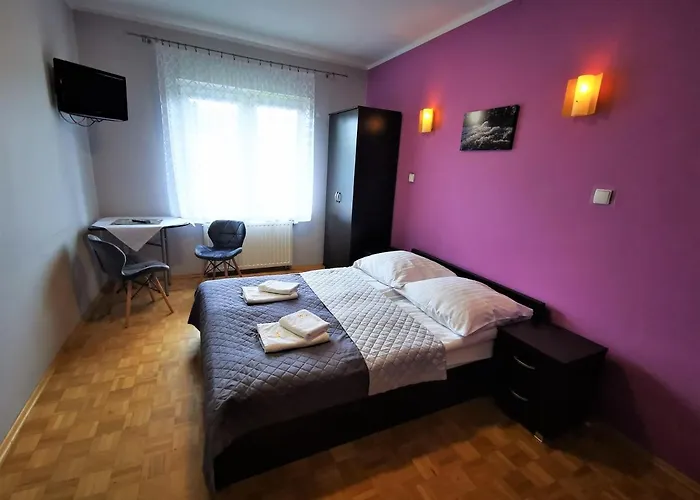 Leniwy Motyl בית הארחה 3*