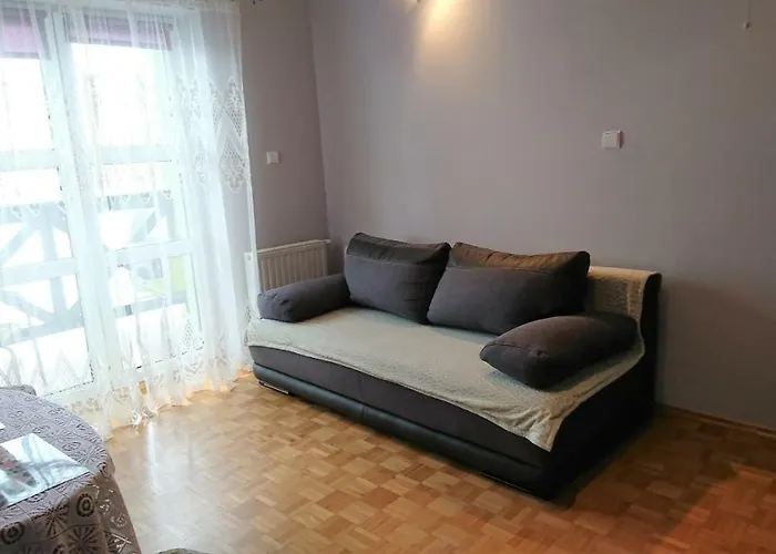 Leniwy Motyl בית הארחה