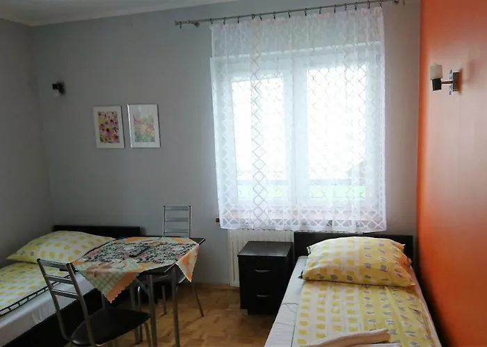 Leniwy Motyl בית הארחה רייצ'ה